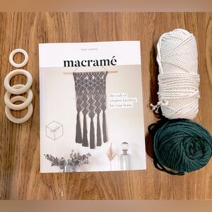 Macramé book by Fanny Zedenius